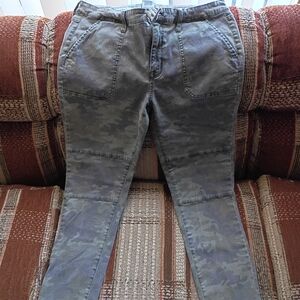 Ava & Viv Gray Camo Skinny Jeans